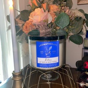 BBW Relax Lavender and Cedarwood 3 Wick Candle